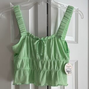 NWT-Jolie & Joy (Francesca’s) Green Sleeveless Women's Top
